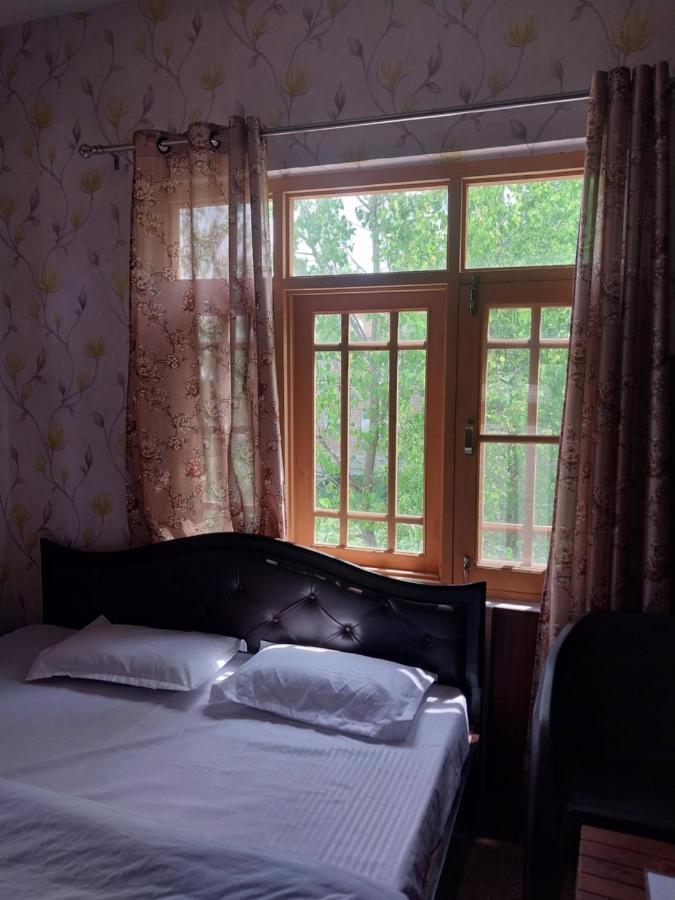 Green Resort Srīnagar Zewnętrze zdjęcie